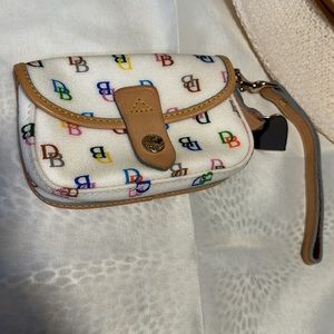 Vintage Dooney wristlet